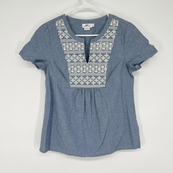 Vineyard Vines Top Blue Chambray Embroidered V Neck Short Sleeve - Picture 2 of 7